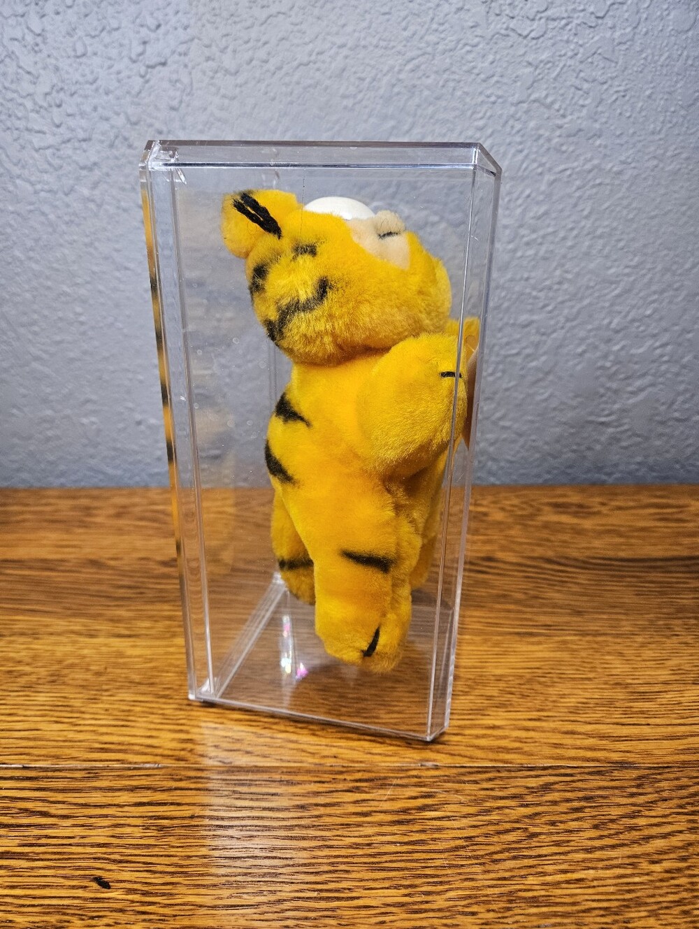 Garfield "Stuck On You" window plush - Picture 3 of 7
